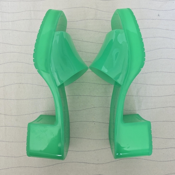 Steve Madden Womens Harlin Green Chunky Block Heel Y2K Jelly Sandals Shoes Sz 7 - Picture 10 of 12